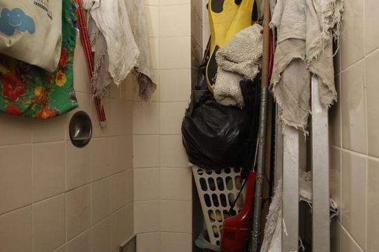 Banheiro de Serviço de apartamento à venda com 3 quartos, 140m² em Tijuca, Rio de Janeiro