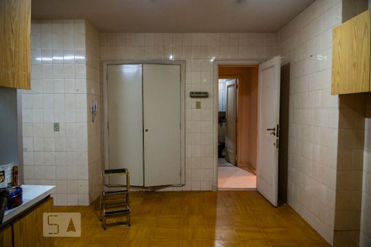 Cozinha de apartamento à venda com 4 quartos, 304m² em Copacabana, Rio de Janeiro