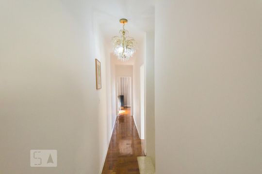 Corredor  de casa à venda com 3 quartos, 165m² em Vila Vera, São Paulo