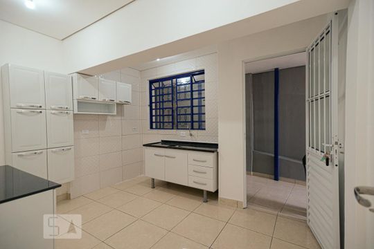Cozinha de casa para alugar com 3 quartos, 100m² em Vila Anglo Brasileira, São Paulo
