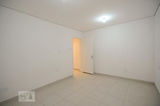 Quarto Suíte de casa para alugar com 3 quartos, 100m² em Vila Anglo Brasileira, São Paulo