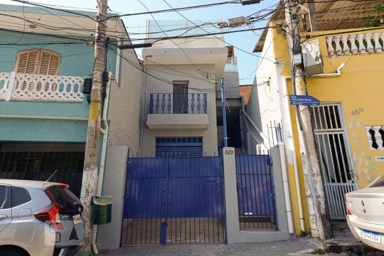 Fachada de casa para alugar com 3 quartos, 100m² em Vila Anglo Brasileira, São Paulo