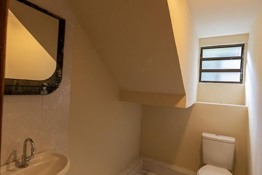 Lavabo de casa de condomínio à venda com 1 quarto, 90m² em Chácara Califórnia, São Paulo