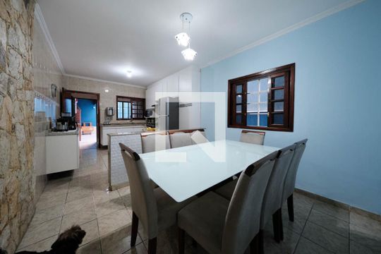 Cozinha de casa para alugar com 3 quartos, 143m² em Parque Boturussu, São Paulo