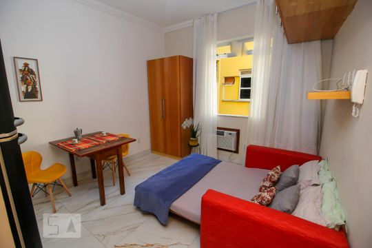 Kitnet/Studio à venda com 1 quarto, 27m² em Glória, Rio de Janeiro