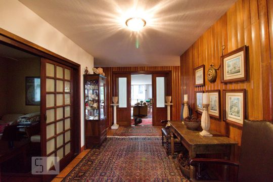 Hall da Sala de casa à venda com 4 quartos, 436m² em Jardim Guedala, São Paulo