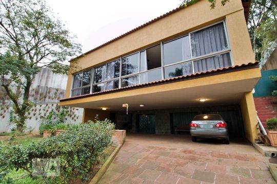 Fachada  de casa à venda com 4 quartos, 436m² em Jardim Guedala, São Paulo