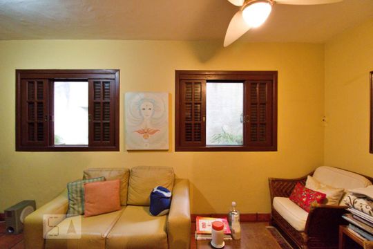 Sala Intima de casa à venda com 4 quartos, 436m² em Jardim Guedala, São Paulo