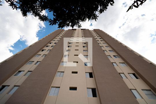Fachada de apartamento à venda com 2 quartos, 60m² em Vila Gustavo, São Paulo