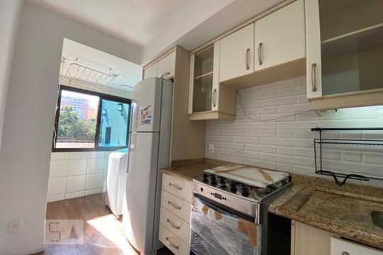 Cozinha de kitnet/studio à venda com 1 quarto, 63m² em Paraíso do Morumbi, São Paulo