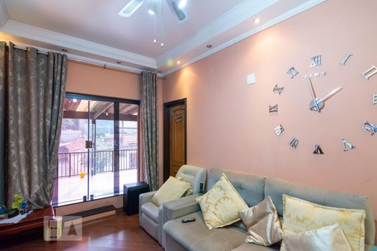 Sala de casa para alugar com 2 quartos, 380m² em Parque das Nações, Santo André