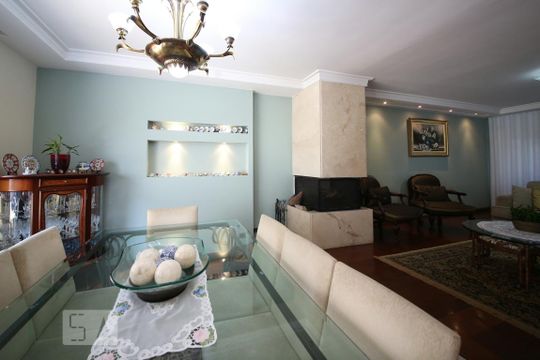 Sala de casa à venda com 3 quartos, 350m² em Brooklin Paulista, São Paulo