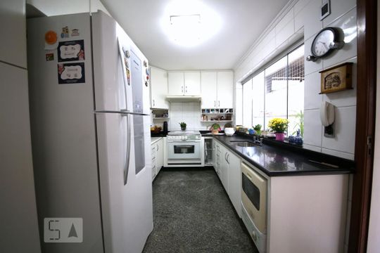 Cozinha de casa à venda com 3 quartos, 350m² em Brooklin Paulista, São Paulo