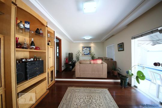 Sala de casa à venda com 3 quartos, 350m² em Brooklin Paulista, São Paulo