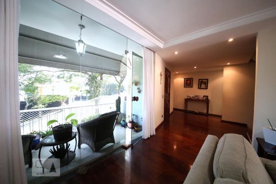 Terraço - Entrada de casa à venda com 3 quartos, 350m² em Brooklin Paulista, São Paulo