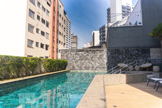 Piscina de kitnet/studio à venda com 1 quarto, 35m² em Bela Vista, São Paulo