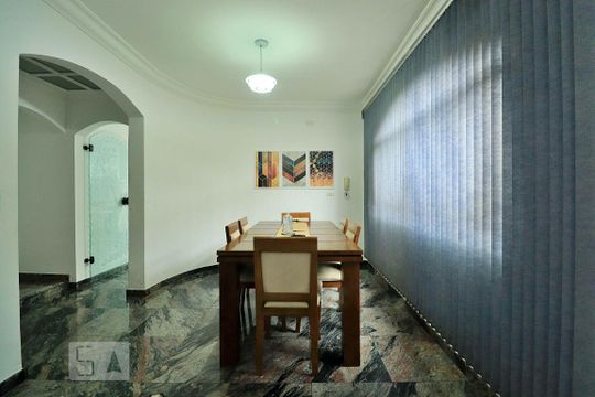 Sala de casa à venda com 4 quartos, 300m² em Utinga, Santo André
