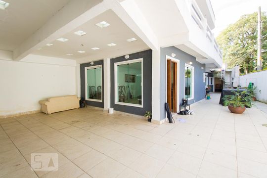 Garagem  de casa à venda com 5 quartos, 250m² em Vila Brasílio Machado, São Paulo