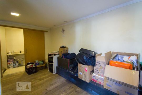 Edícula  de casa à venda com 5 quartos, 250m² em Vila Brasílio Machado, São Paulo