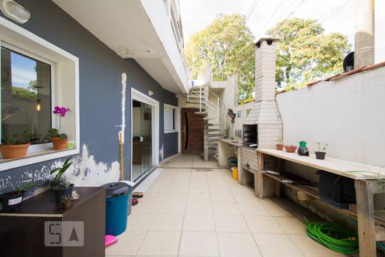 Churrasqueira de casa à venda com 5 quartos, 250m² em Vila Brasílio Machado, São Paulo