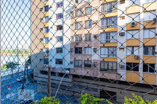 Vista da Sala  de apartamento à venda com 4 quartos, 140m² em Ingá, Niterói
