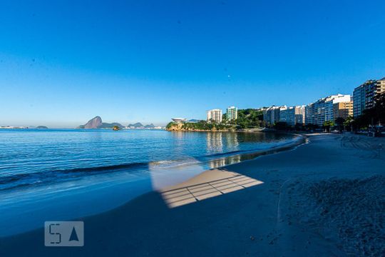 Vista  de apartamento à venda com 4 quartos, 140m² em Ingá, Niterói
