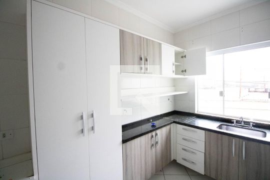 Cozinha de casa à venda com 2 quartos, 85m² em Parque Maria Domitila, São Paulo