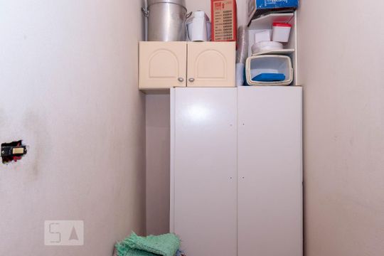 Despensa de casa para alugar com 4 quartos, 140m² em Vila Santa Catarina, São Paulo