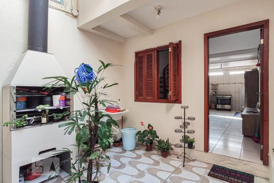 Área de Serviço de casa à venda com 4 quartos, 150m² em Menino Deus, Porto Alegre