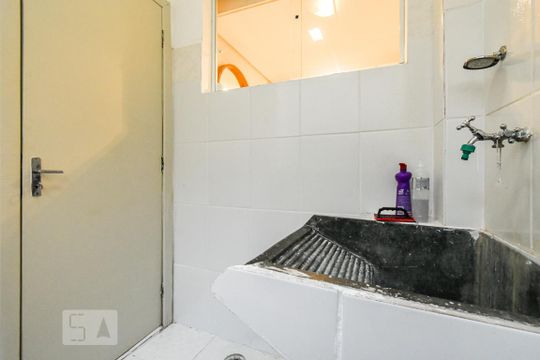 Área de Serviço de apartamento para alugar com 1 quarto, 70m² em Pinheiros, São Paulo