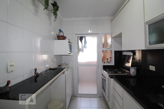 Cozinha de apartamento à venda com 2 quartos, 63m² em Santo Antônio, São Caetano do Sul
