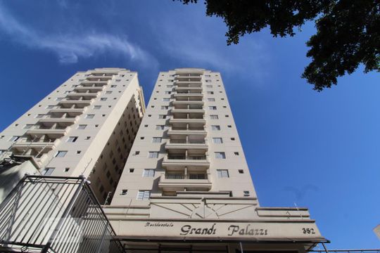 Fachada de apartamento à venda com 2 quartos, 63m² em Santo Antônio, São Caetano do Sul