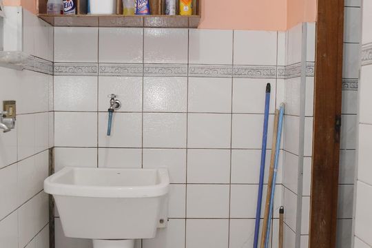 Despensa de casa para alugar com 2 quartos, 112m² em Nova Petrópolis, São Bernardo do Campo
