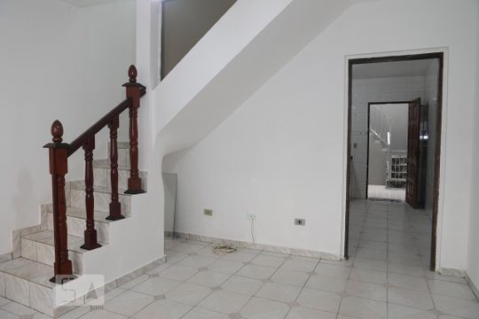 Casa para alugar com 2 quartos, 112m² em Nova Petrópolis, São Bernardo do Campo