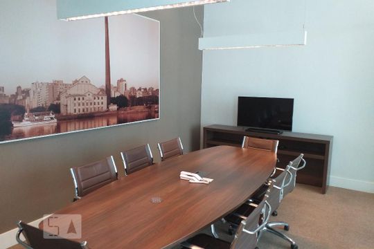 Sala de reunião de apartamento para alugar com 1 quarto, 42m² em Cristal, Porto Alegre