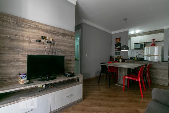 Sala de apartamento à venda com 3 quartos, 67m² em Guaiaúna, São Paulo