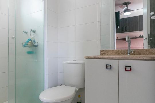 Banheiro da Suíte de apartamento à venda com 3 quartos, 67m² em Guaiaúna, São Paulo