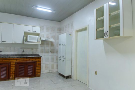 Cozinha de casa à venda com 3 quartos, 150m² em Rio Branco, Canoas