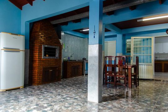 Espaço Gourmet de casa à venda com 3 quartos, 150m² em Rio Branco, Canoas