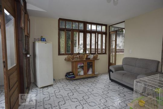 Hall segundo andar de casa para alugar com 2 quartos, 225m² em Tanque, Rio de Janeiro