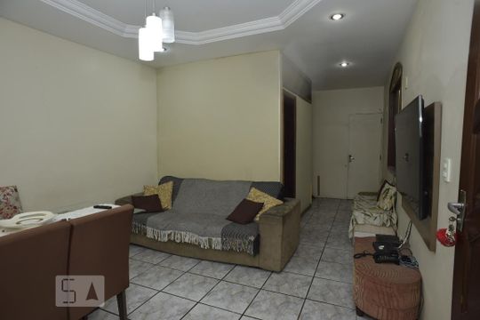 Casa para alugar com 2 quartos, 225m² em Tanque, Rio de Janeiro