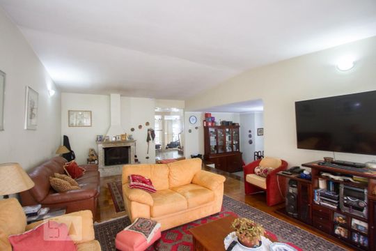 Casa à venda com 4 quartos, 464m² em Campo Belo, São Paulo