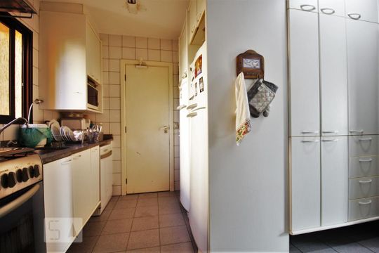 Cozinha de apartamento à venda com 4 quartos, 203m² em Jardim Ampliação, São Paulo