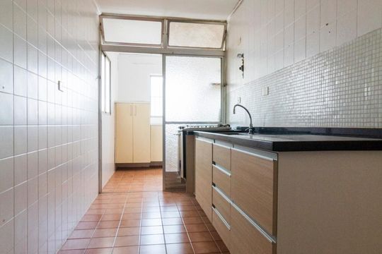 Cozinha de apartamento para alugar com 2 quartos, 61m² em Vila Mascote, São Paulo