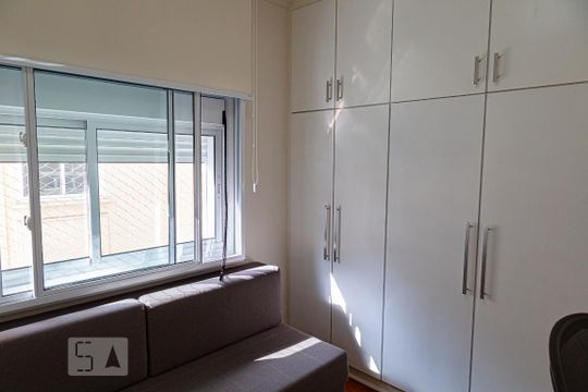 Quarto 1  de apartamento para alugar com 3 quartos, 126m² em Higienópolis, São Paulo