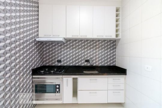 Cozinha de apartamento à venda com 2 quartos, 58m² em Vila Sirena, Guarulhos