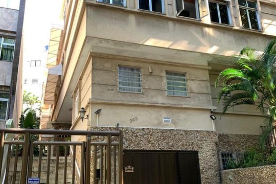 Fachada e portaria de apartamento para alugar com 1 quarto, 45m² em Leblon, Rio de Janeiro