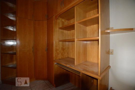 Quarto de Serviço de apartamento para alugar com 2 quartos, 96m² em Vila da Penha, Rio de Janeiro