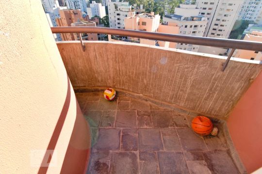 Varanda da Suíte 2 de apartamento à venda com 4 quartos, 219m² em Jardim Ampliação, São Paulo