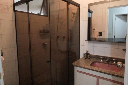 banheiro de apartamento à venda com 3 quartos, 188m² em Santana, São Paulo